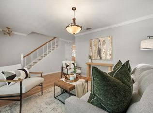 1229 Roaring Springs Rd, Fort Worth, TX 76114