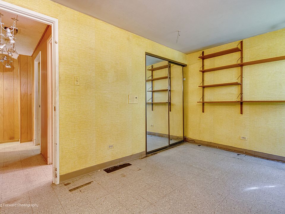 2nd image of 5616 S Harper Ave