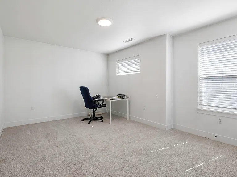 12356 S Eovaldi Ave — Photo 17