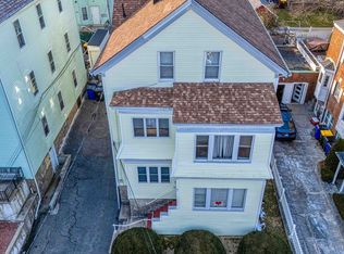 91 E Main St, Fall River, MA 02724