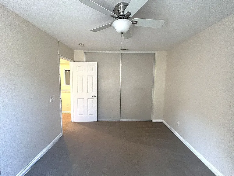 16391 Misty Hill Dr — Photo 36