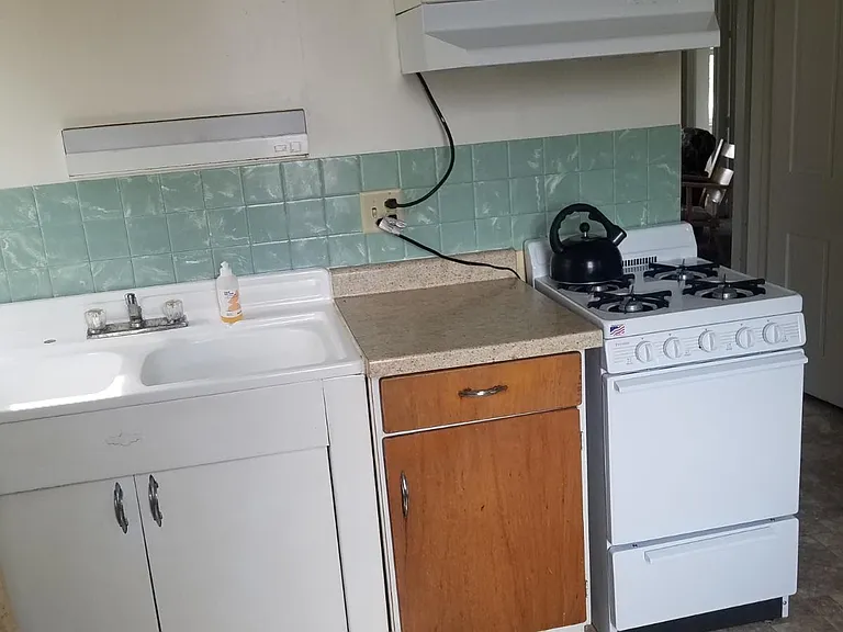 110 E Bloomington St #2 — Photo 2