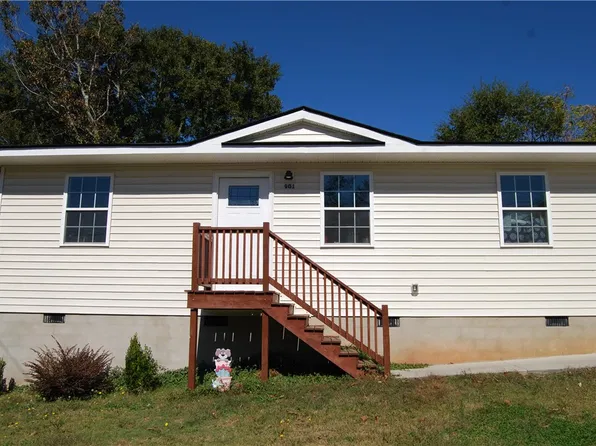 901 E South 1st St, Seneca, SC 29678