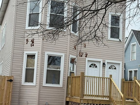 2nd image of 614 S 7th Ave