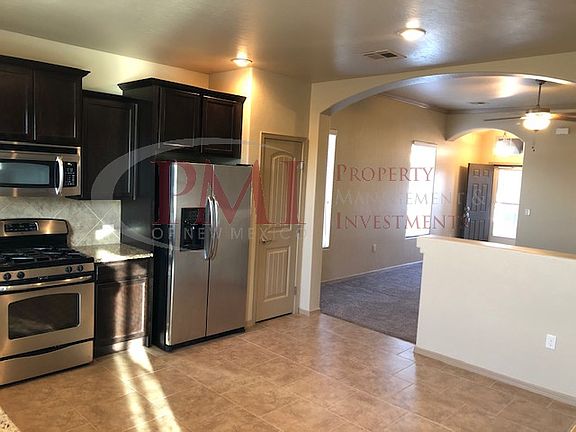 4th image of 5127 Kensington Way