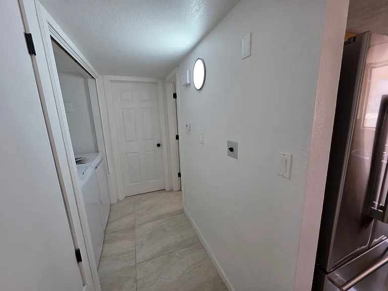 1691 Ebony Ave #1 — Photo 12