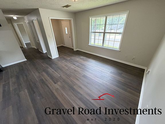 5th image of 2318 Fosters Ferry Rd