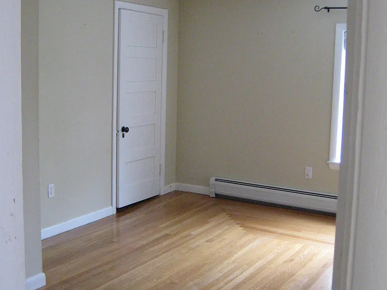 418 2nd St #3 — Photo 9