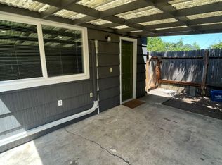 611 Centennial Blvd #1/2, Springfield, OR 97477