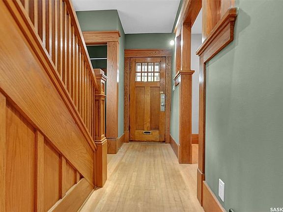 5th image of 2210 Athol STREET