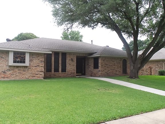 2nd image of 4109 Mesa Dr
