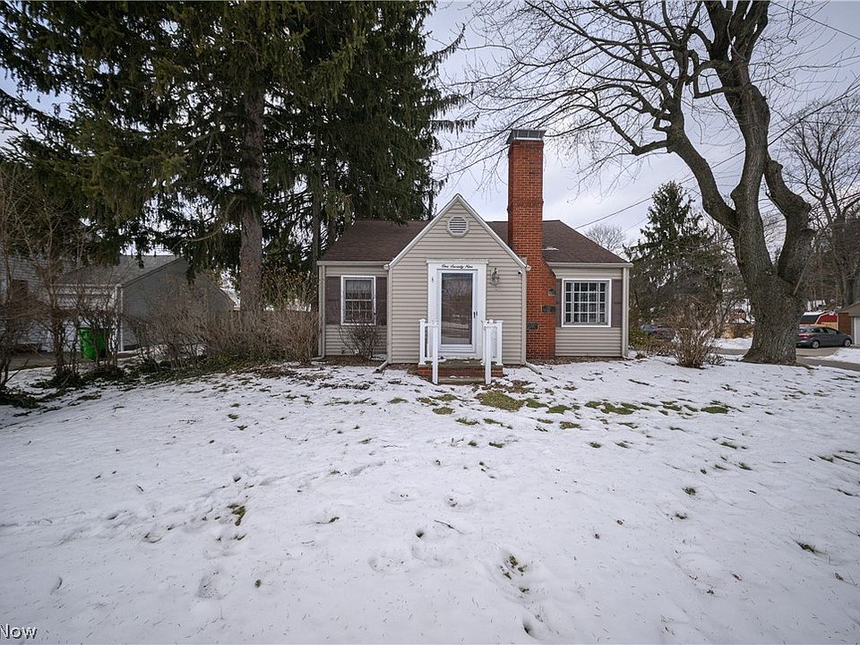 1st image of 179 Everhard Rd SW