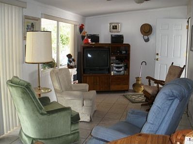 4th image of 10931 W Greer Ave