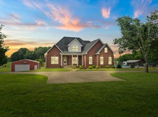 3659 Catholic Church Rd, Cedar Hill, TN 37032