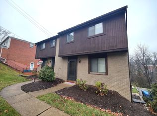 1529 Dunluce Dr, Pittsburgh, PA 15227