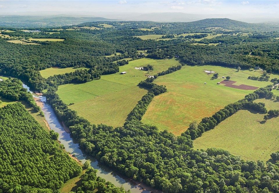1st image of 3 Lake Sequoyah Spur