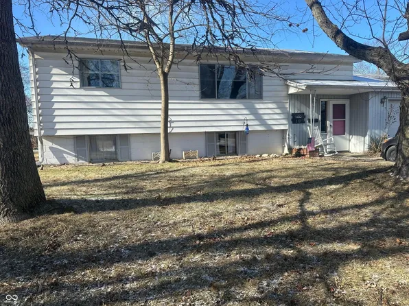 513 Linden Ln, Plainfield, IN 46168