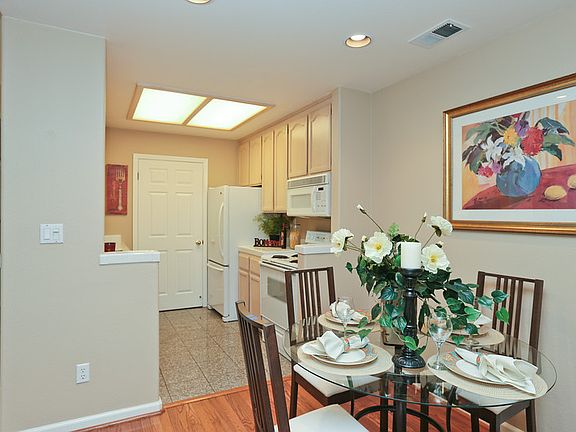 5th image of 5955 Lake Hennessy Ct