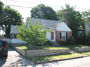 100 River St, Warwick, RI 02888