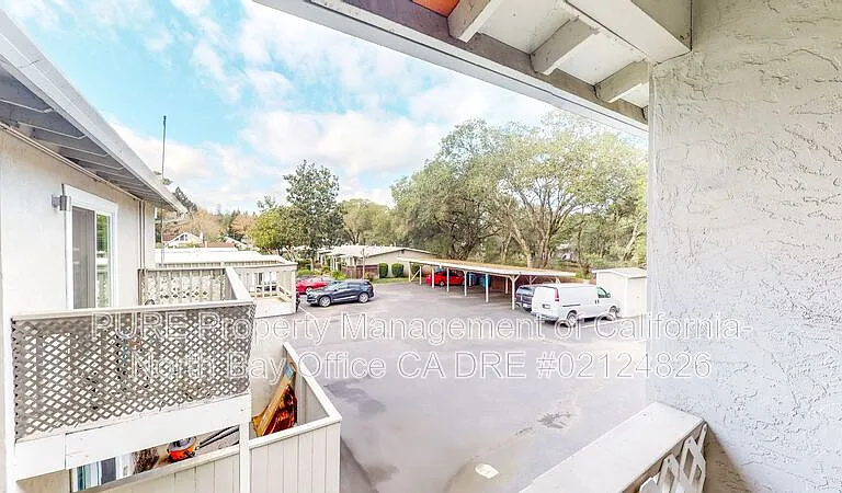 150 Brush Creek Rd — Photo 4