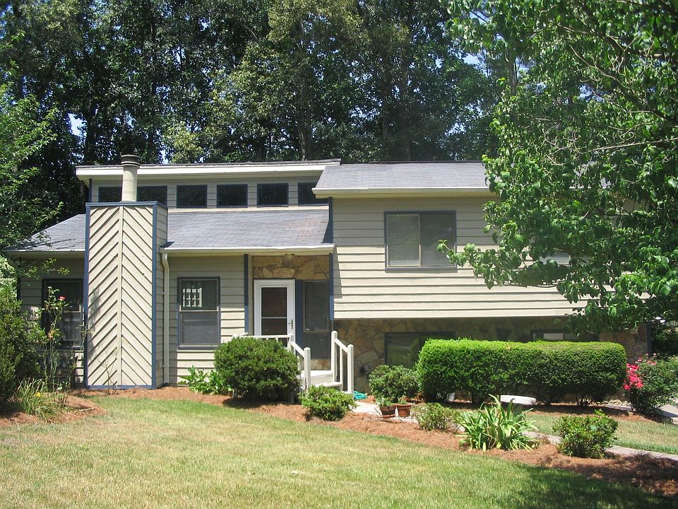 1st image of 355 Sea Holly Cir
