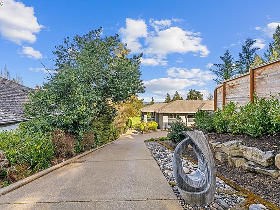 3rd image of 14400 Uplands Dr