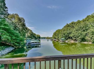 124 Hickory Point Ct, Statesville, NC 28677