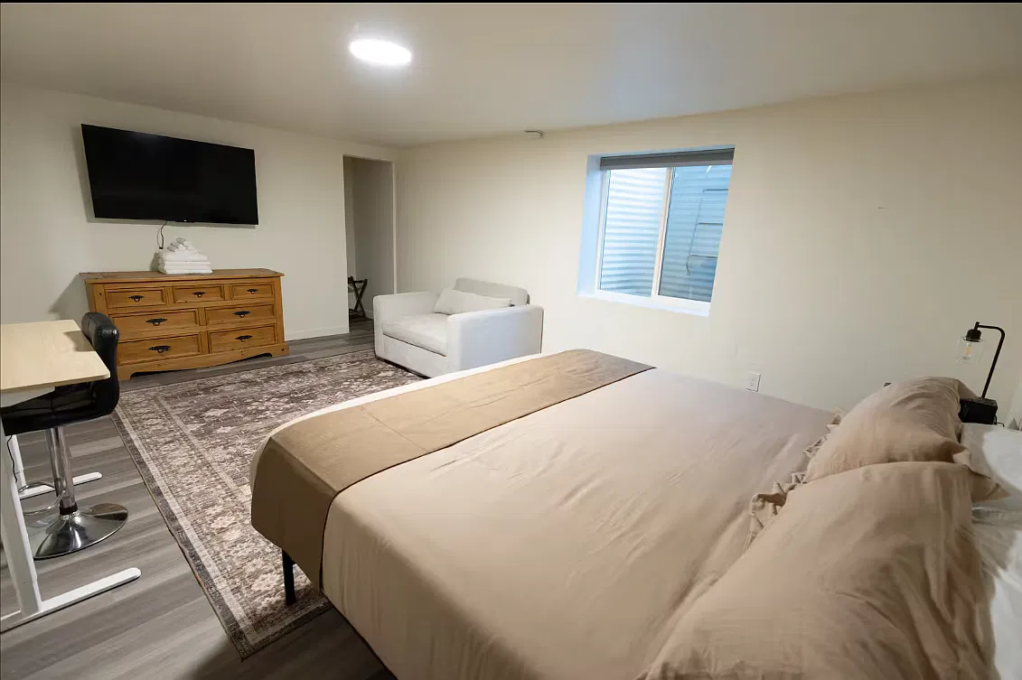 4 bed, 1650 sqft, $2,500 — Photo 4