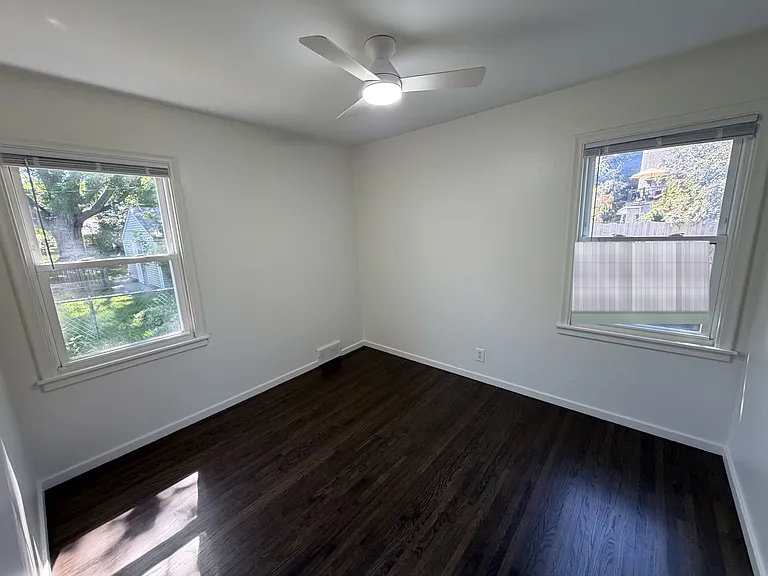 1734 Ford Pkwy — Photo 7