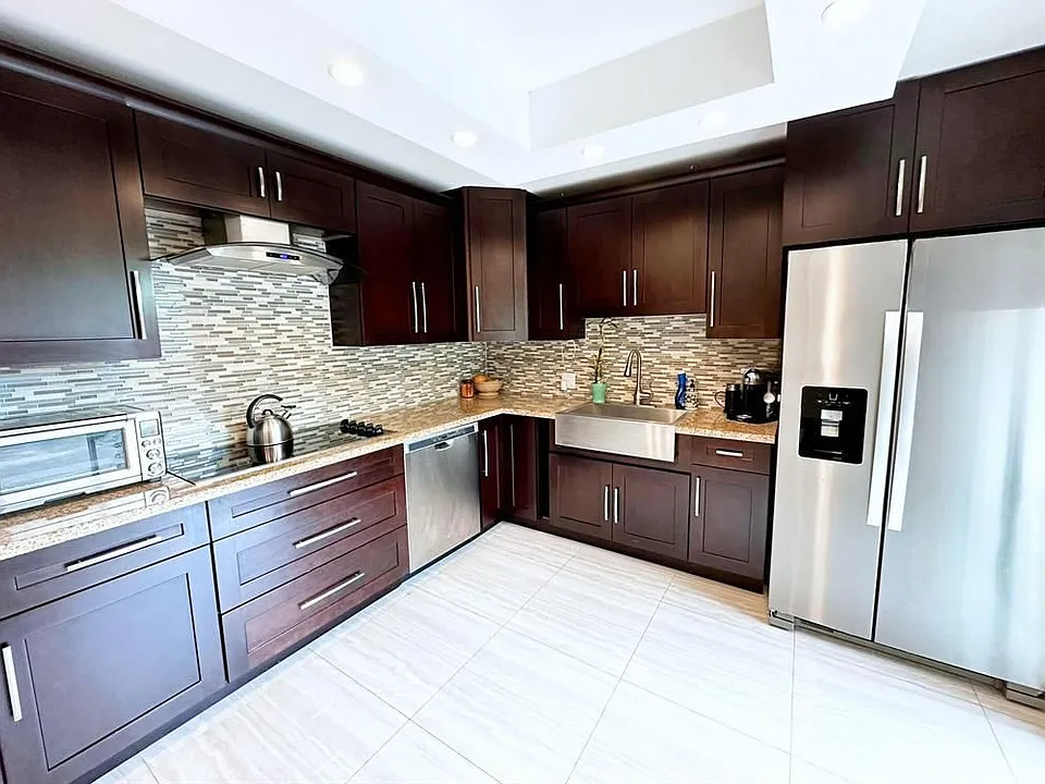 1545 Augusta Cir #105
