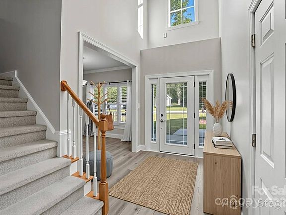 5th image of 3633 Creek Ridge Dr