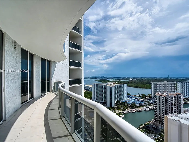 16001 Collins Ave #2605 — Photo 38