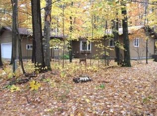 5451 Manor Rd, Rhinelander, WI 54501