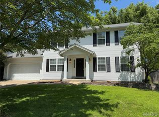 522 Brookneal Dr, Saint Charles, MO