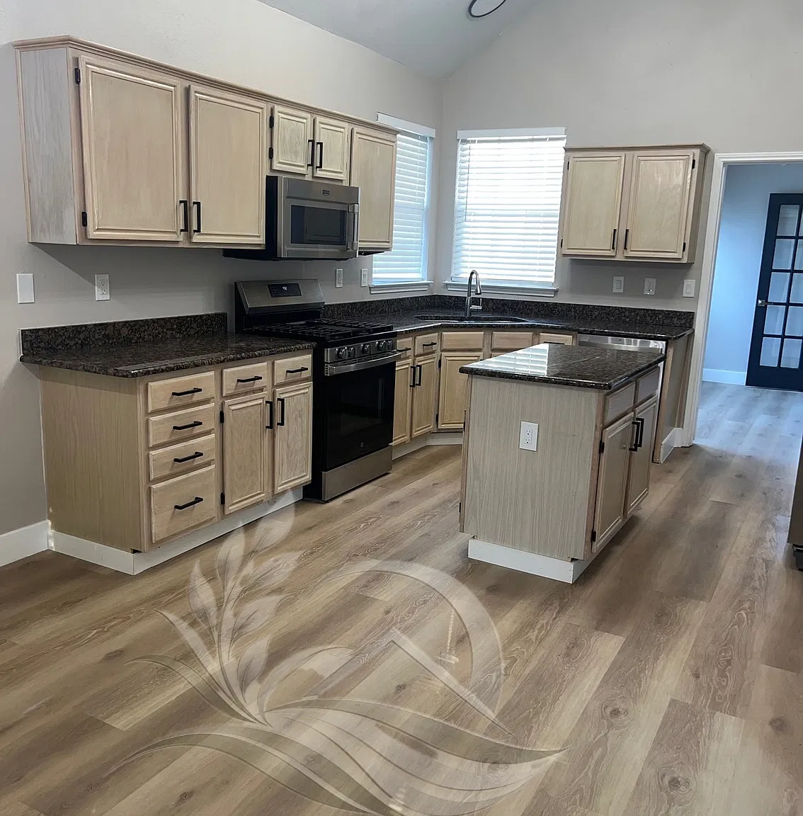 4 bed, 2.5 bath, 2506 sqft, $2,795 — Photo 3