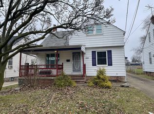 14809 Rockside Rd, Maple Heights, OH 44137