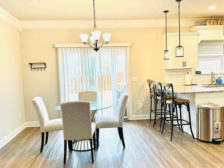 1297 Gregory Landing Dr — Photo 3