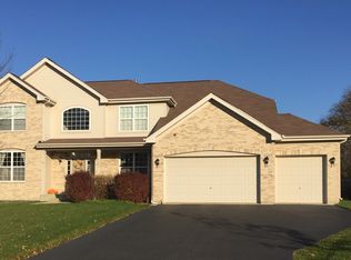 1407 Essex Dr, Hoffman Estates, IL 60192