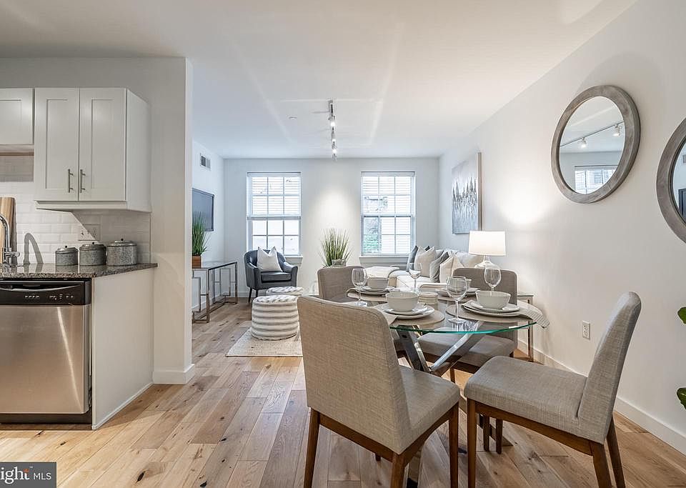 1st image of 226 Church St #316