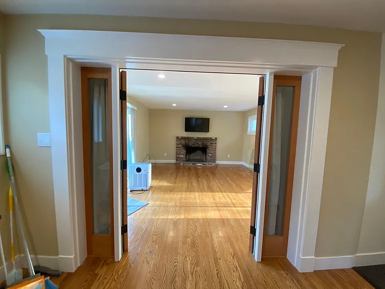3156 Lucas Dr — Photo 8