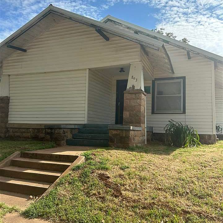 803 N Elm St, Waurika, OK 73573 Zillow