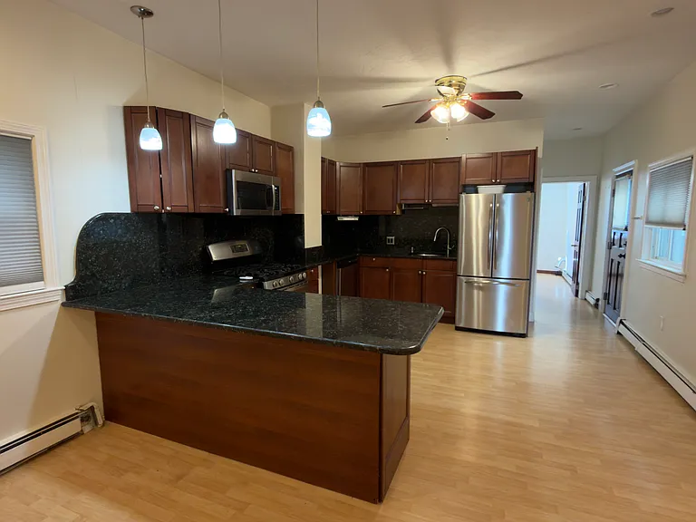 791 Saratoga St #2 — Photo 2