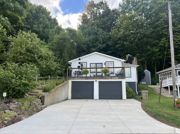 8348 Je Ne Be Dr NE, Rockford, MI 49341