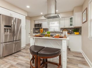 2854 S 61st St, Milwaukee, WI 53219