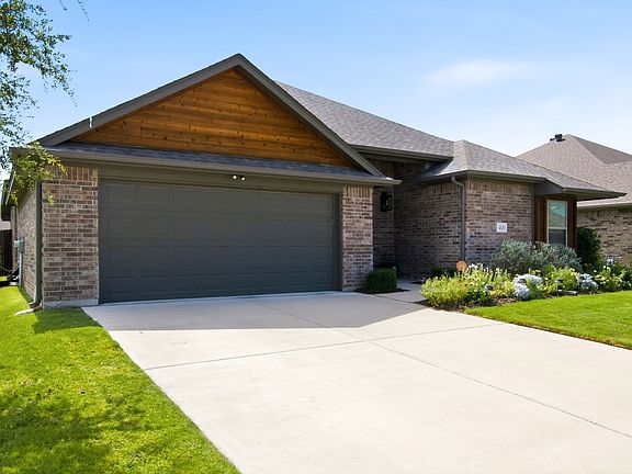 2nd image of 400 Brinkley Dr