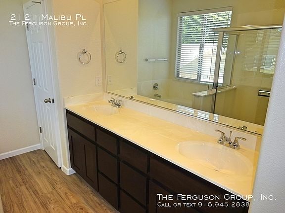 5th image of 2121 Malibu Pl