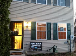 17 Oxwood Cir, New Oxford, PA 17350