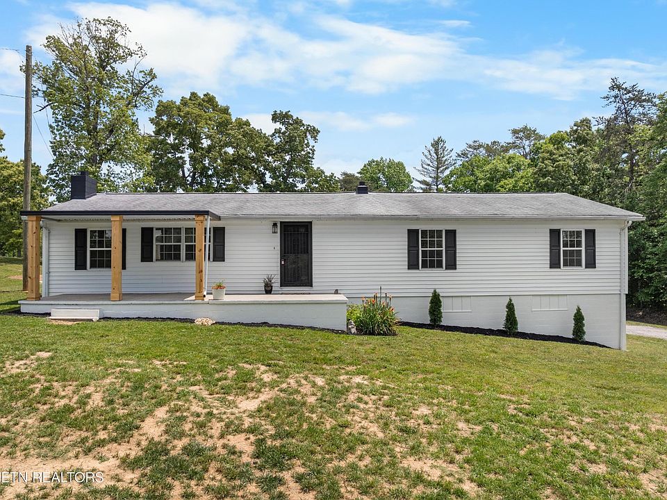 1st image of 636 W Marine Rd