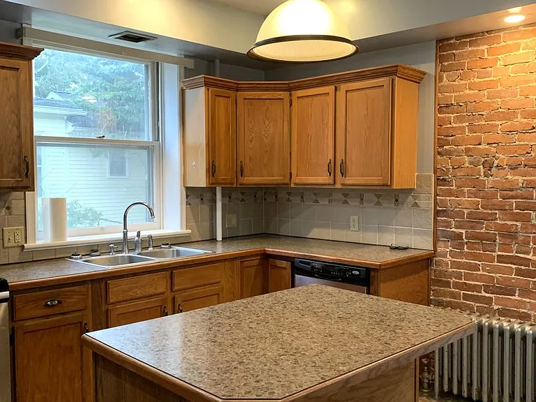 218 N Prince St — Photo 26