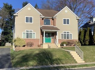 968 Westfield Rd, Springfield, PA 19064